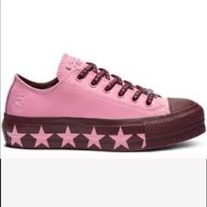Converse platform Miley Cyrus